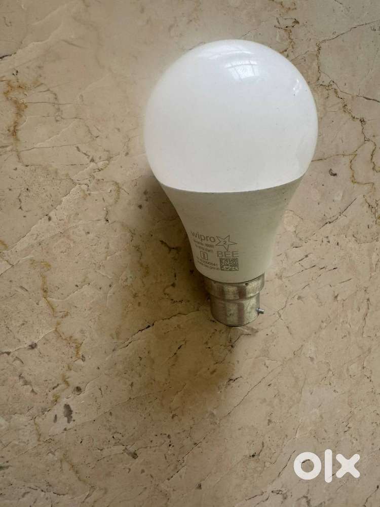 Tubelight, Bulbs and Fan for sale