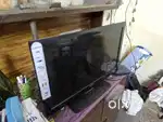 24 inches Hyundai LED TV 6 Years Old – For Sale