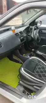 Maruti Suzuki Swift 2005 Petrol 57000 Km Driven