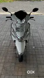 Activa 125 BS6 Perl white