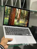 Apple MacBook Pro - M2 Chip (16GB/512GB) 13.3 inch screen