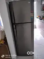 LG Automatic Fridge