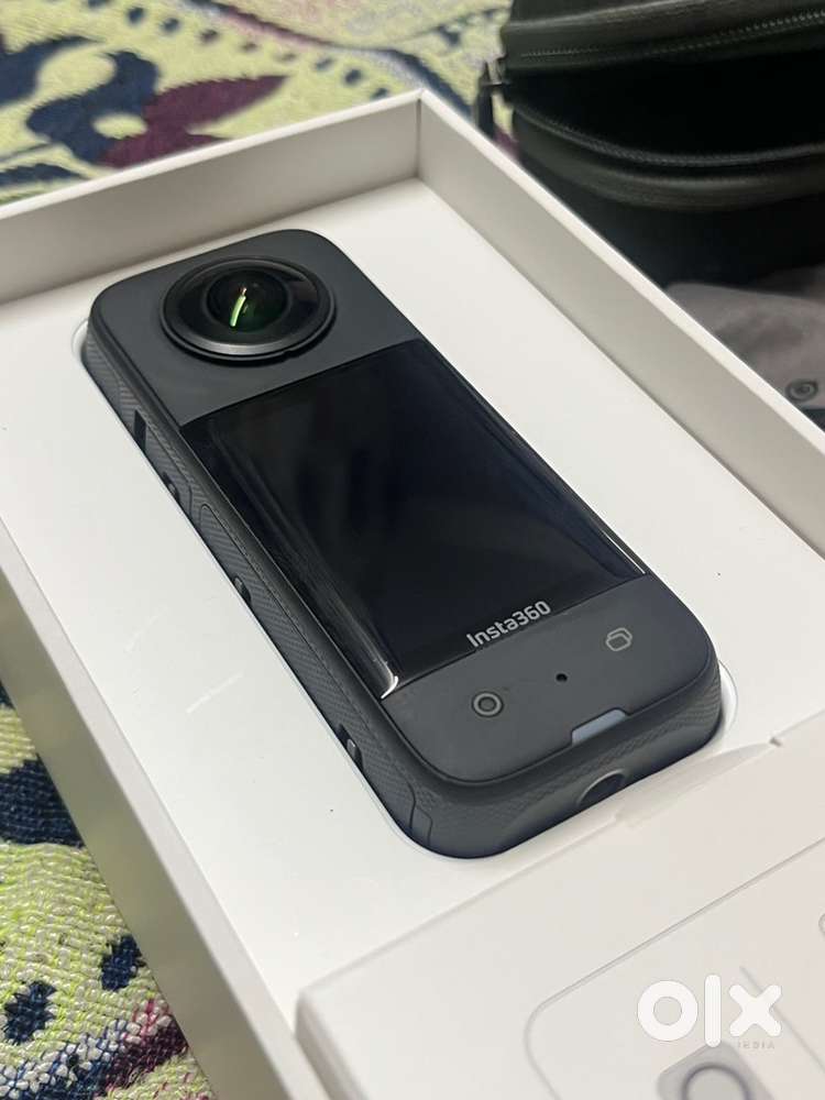 Insta 360* x3 mint condition