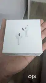 Apple AirPods 4 Wireless Earbuds, with Active Noise Cancellatio