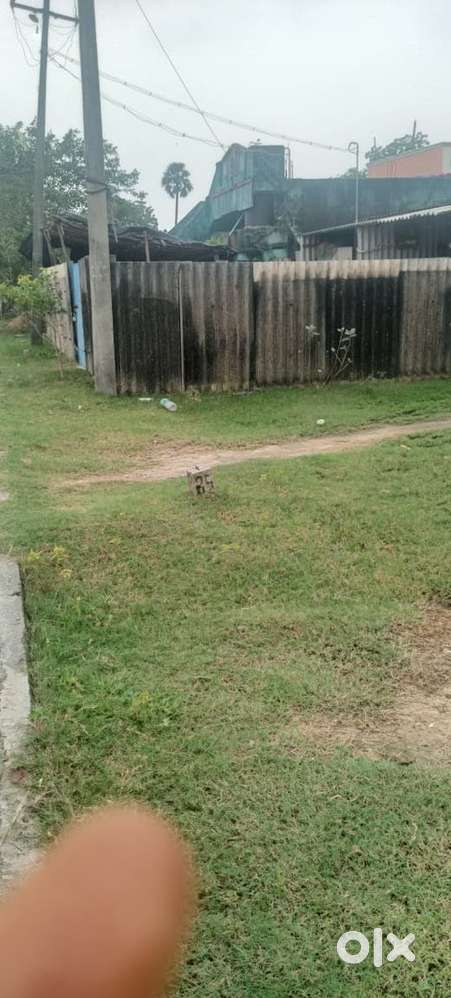 Ponneri plots available near to Ponneri railway station(1km)