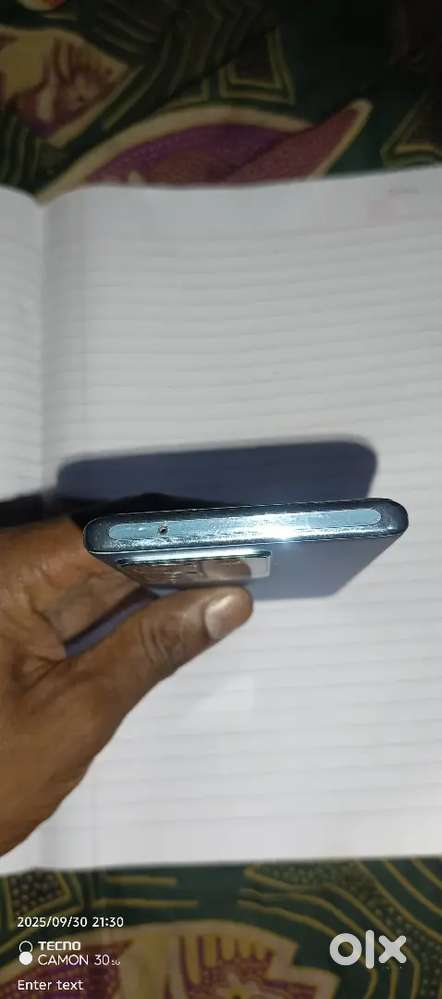 Vivo v25 pro 5g  Ram -8+8 storage - 128