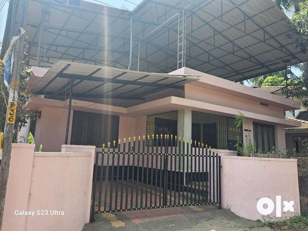 Single floor individual 3bhk house for sale at malappuram town.