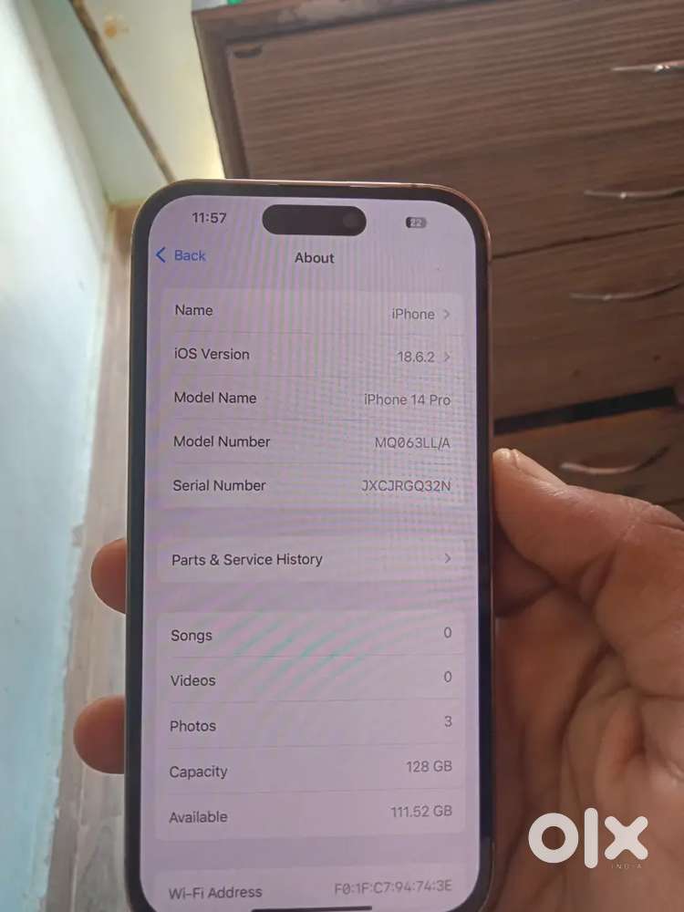 iPhone 14pro 128 camera water damage