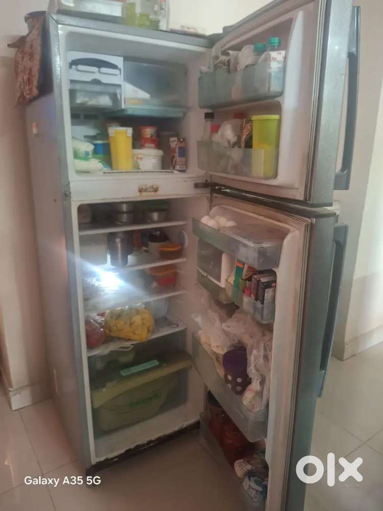 SAMSUNG 5 STAR DOUBLE DOOR