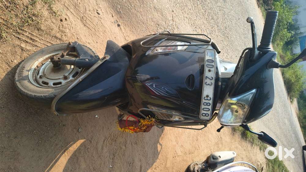 Scooty sell