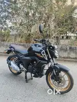 YAMAHA FZ s v3 Excellent bike