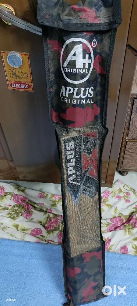 tennis cricket bat