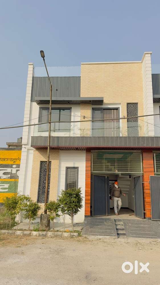 House for sale at Valuable price