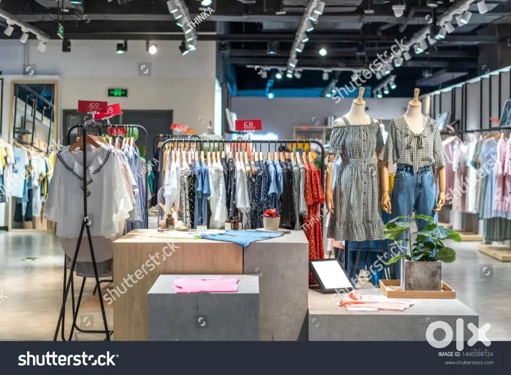 Shopping mall sales job