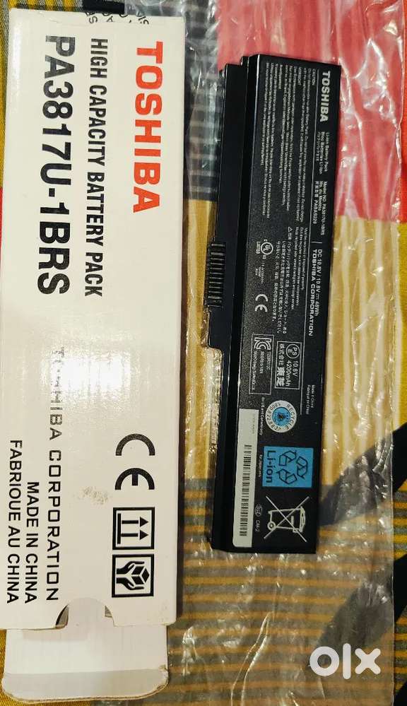 Toshiba laptop original battery un-used battery
