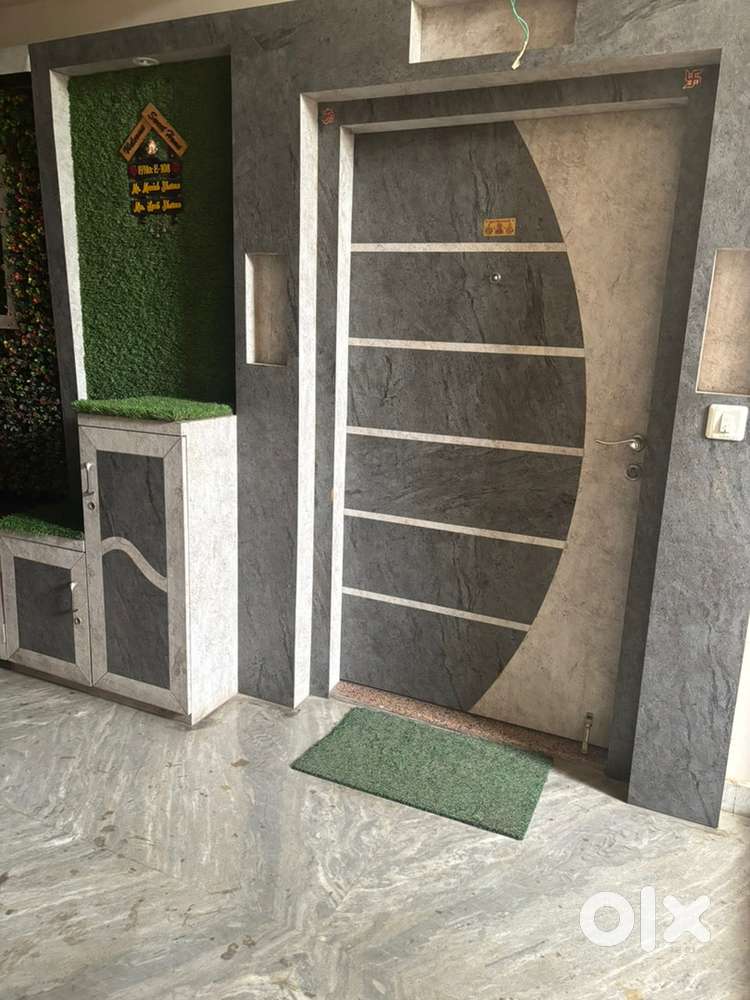 Furnished 2bhk-100mtr from Royal Global university