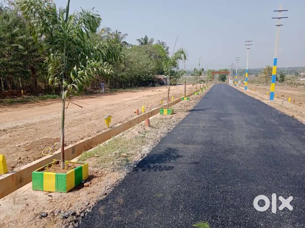 Commercial site for sale near Gopala.
