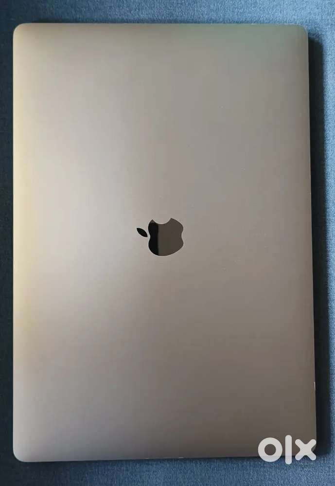 Macbook pro 16 inch A2141