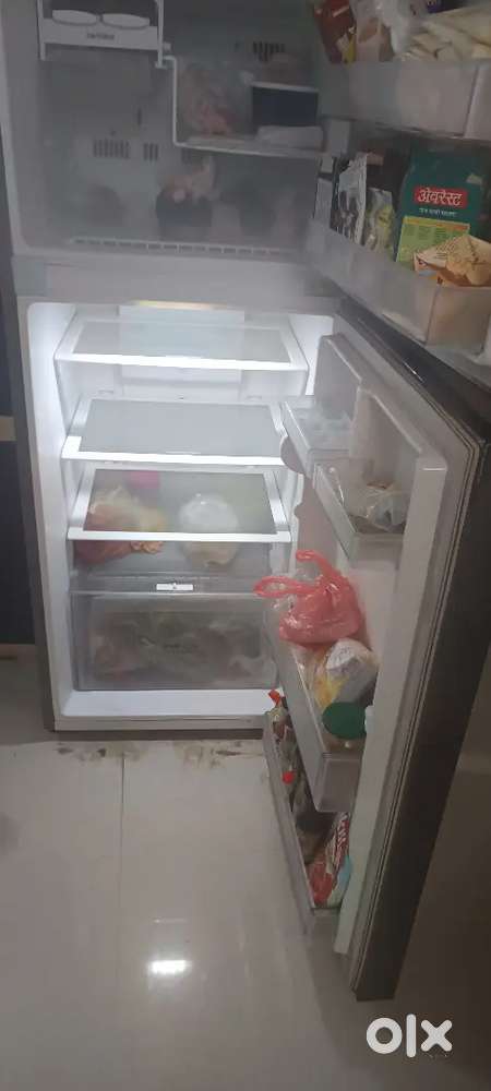 Double door LG fridge