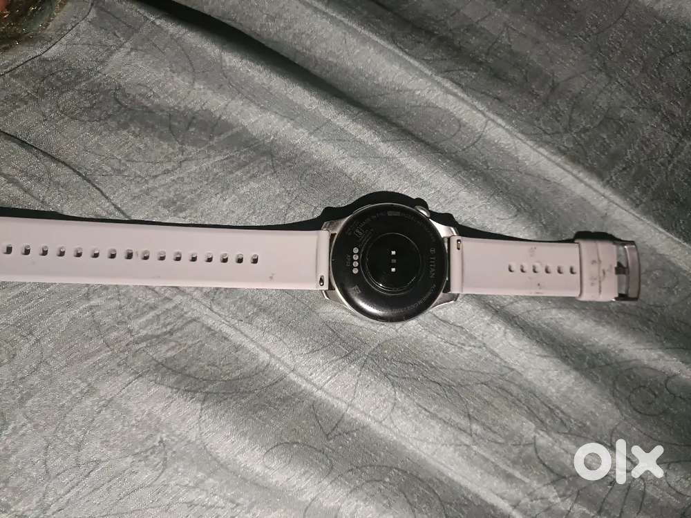 Titan smart watch