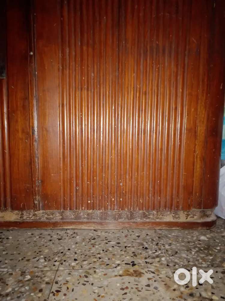 Wooden Cupboard (Saag)