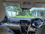 Mahindra XUV 300 W8