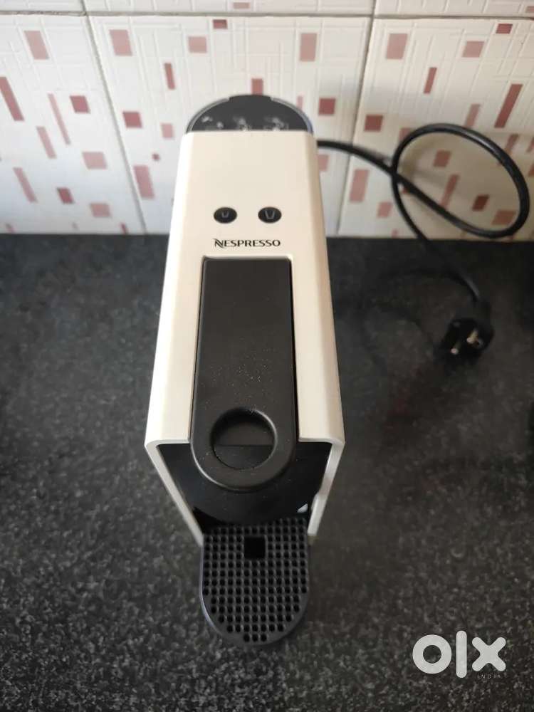 Nespresso Coffee Machine - Essenza Mini