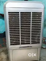 Mujhe ye cooler bechna hai