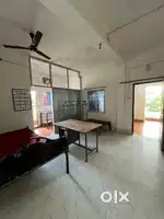 Single room for rent available