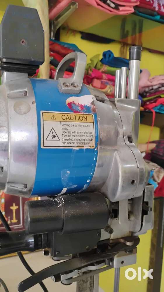 Tailoring cutting machine