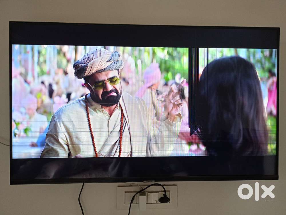 Samsung TV- (108cm) 43 inches full HD smart tv.