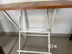 Foldable table
