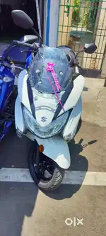 BURGMAN ALL COLORS AND SPOT DELIVERY