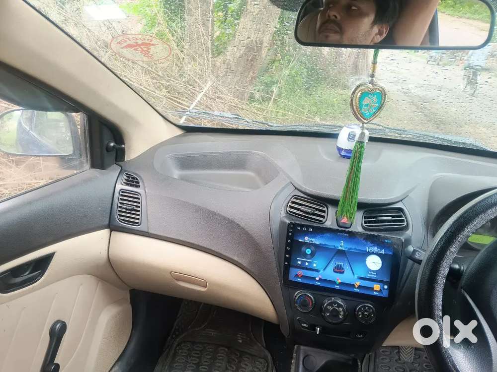 Hyundai EON 2015 only serious person contact me