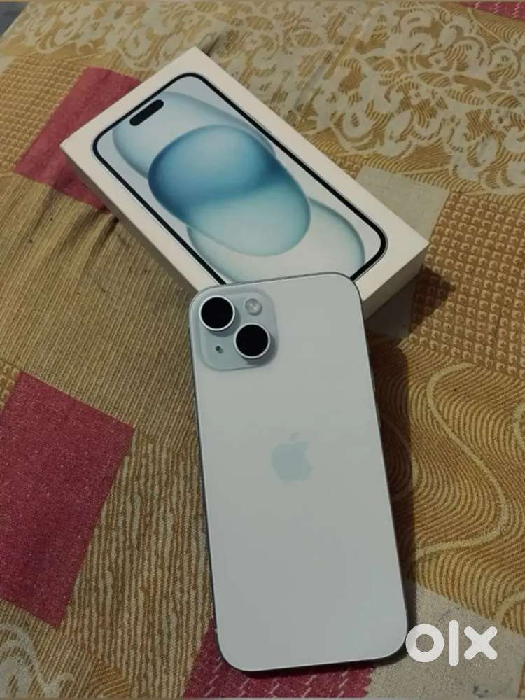 iPhone 15 new condition battery health 90% bill box cable no problem