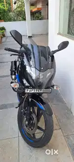 Pulsar 220