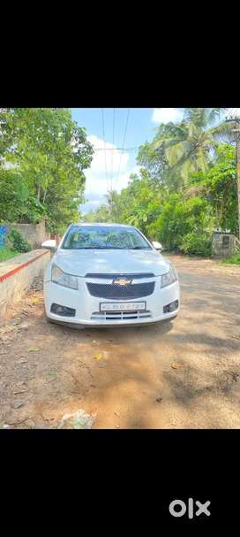 Chevrolet Cruze 2010 Diesel 90000 Km Driven