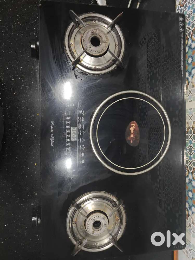 Pigeon Gas Stove with built in Induction cooktop