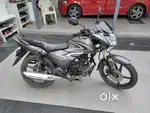 Shine 125 disk with Showroom service history.Zero accidental
