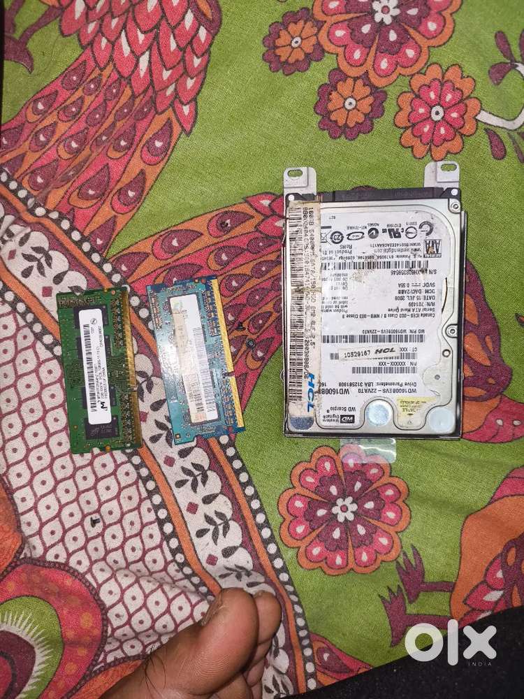 160gb HHD and 2pcs 2gb DDR3 Ram