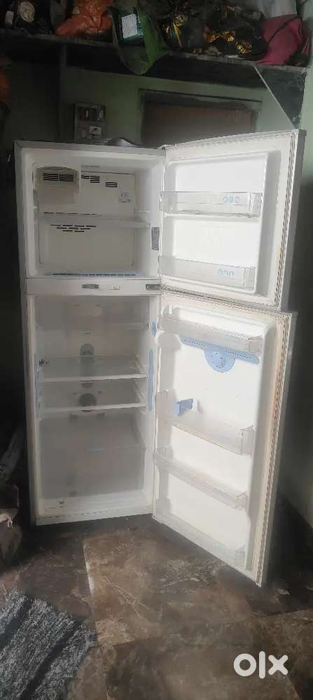 Double door fridge