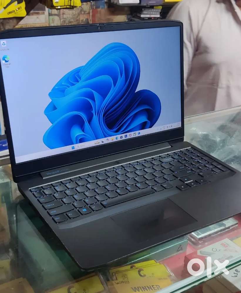 Lenovo Gaming laptop