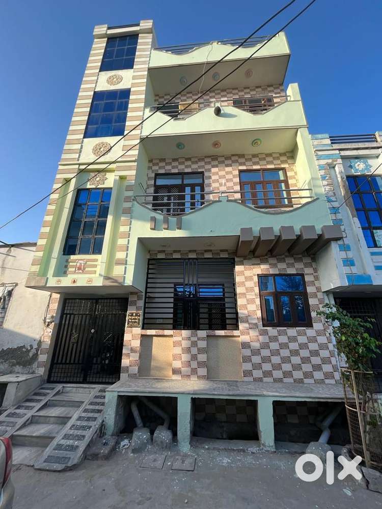 For Rent Indendent house on first floor near Anisha  Circle