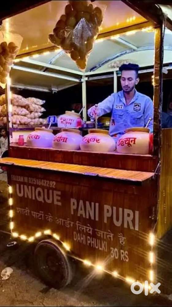 Panipuri stall par khade hokar sell karna hai