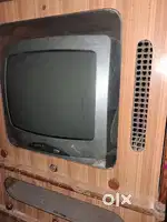 ONIDA BOX TV WITH CABIN