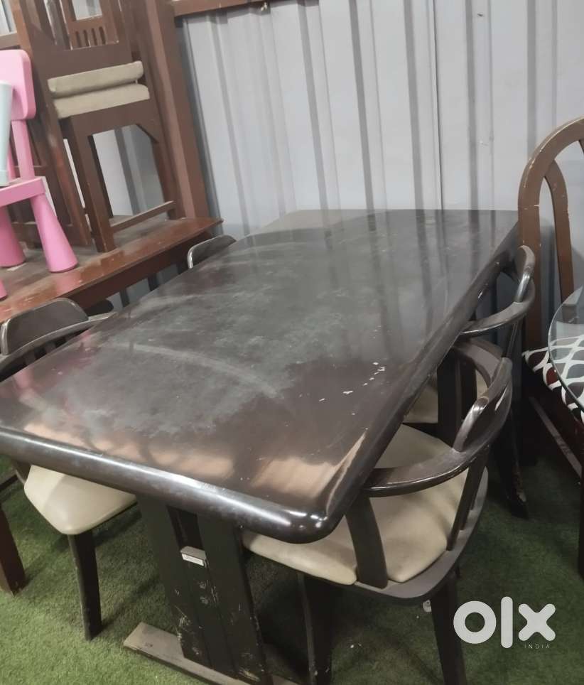 Wooden 4 Seater Dining Table For Sale