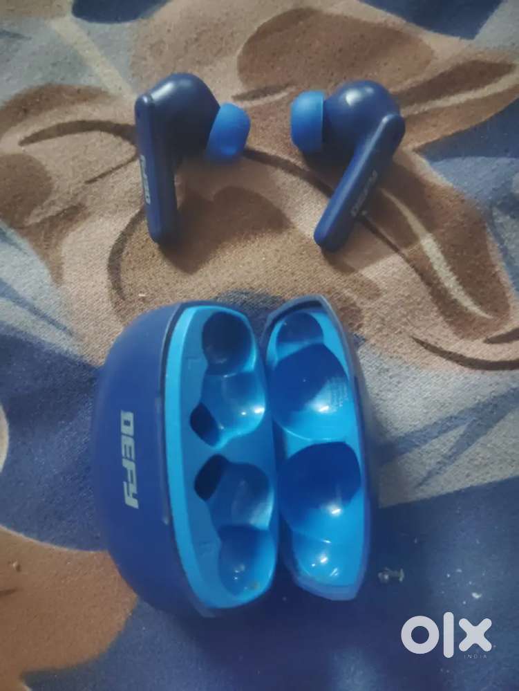 Earbuds for sell