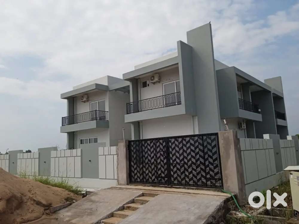 Individual Houses for sale