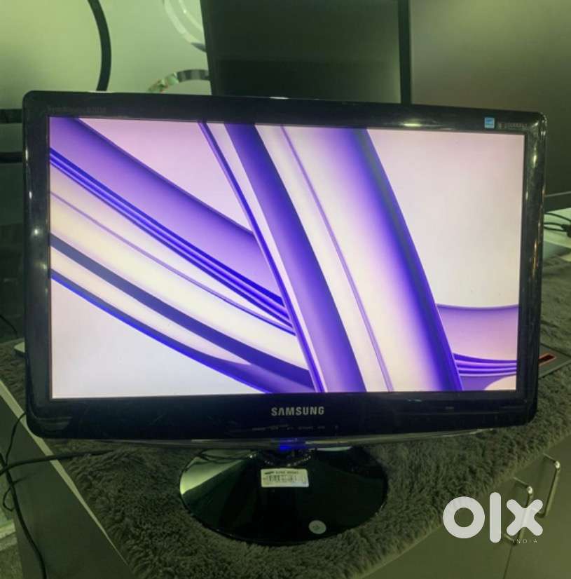 Samsung 20inch monitor /Sync master  B2030  Good working
