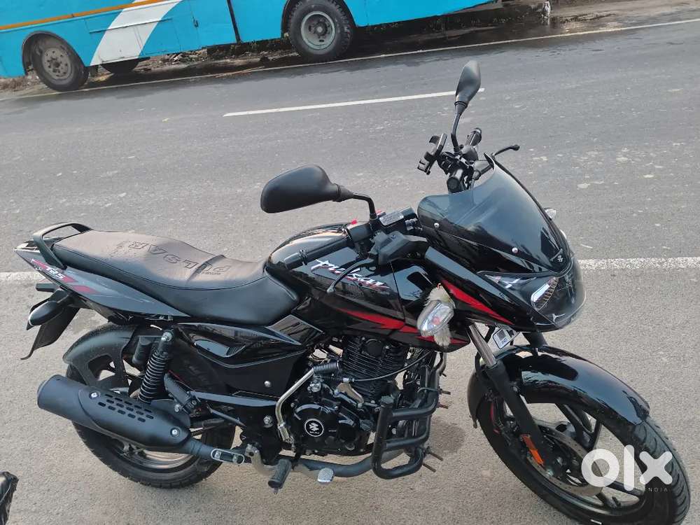 Bajaj pulser mint condition 125 NEON